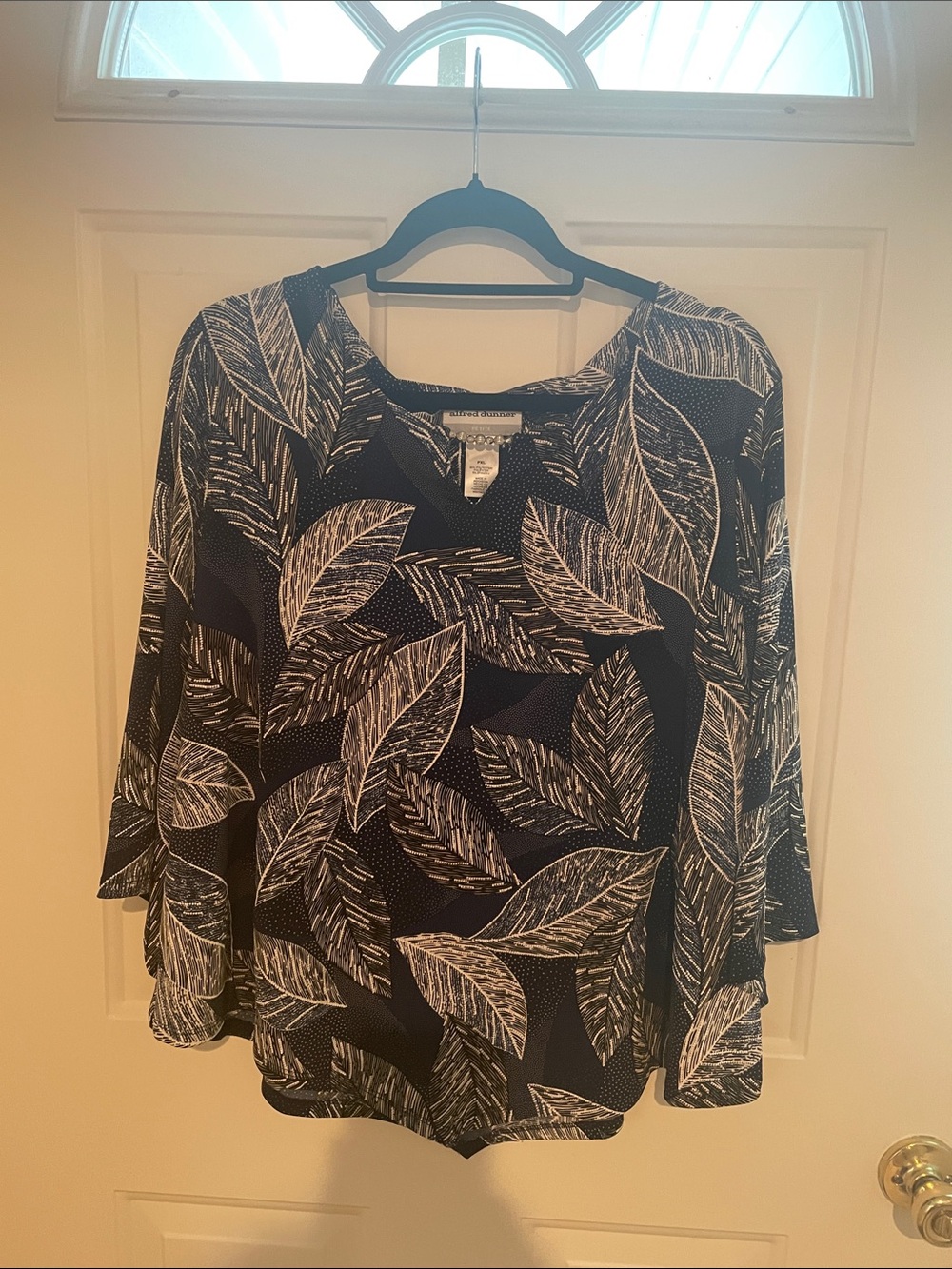 Alfred Dunner Navy and White Leaf-Print 3/4 Sleeve Top